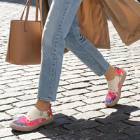 Zapatillas sin cordones con estampado artístico