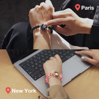 Pulseras para parejas con toque a distancia