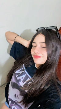 Camila R