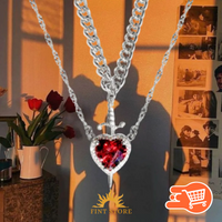 Collares corazón y espada