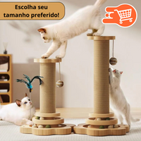 Rascador de madera con juguetes para gatos