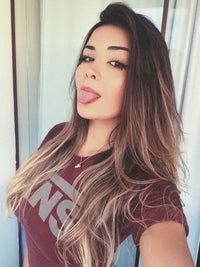 Camila R