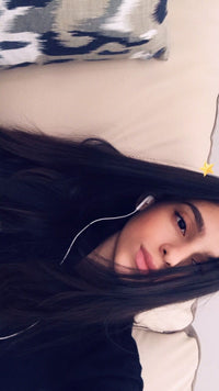 Camila R
