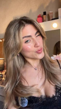 Camila R