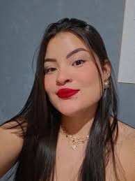 Camila R