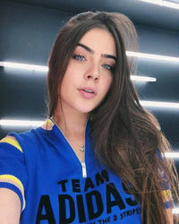 Camila R