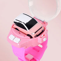 Reloj con Coche a Control Remoto
