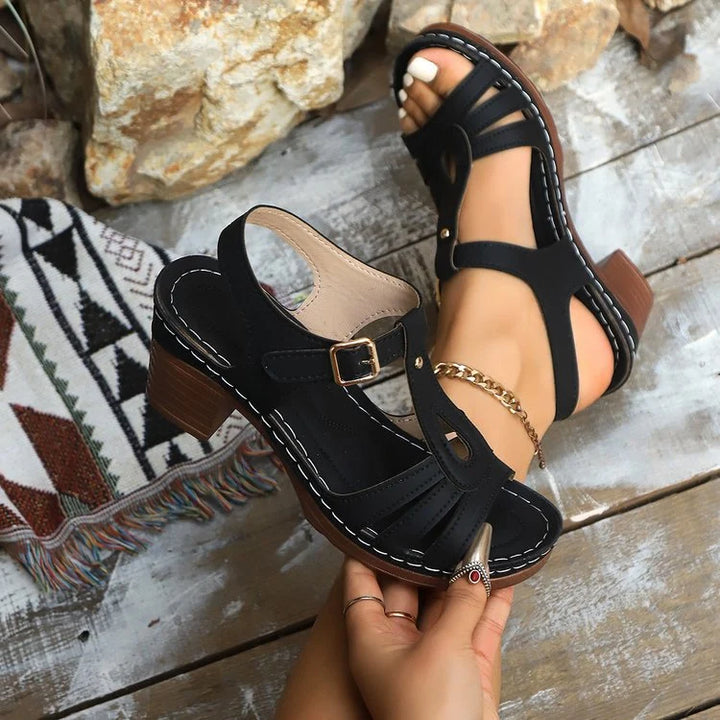 Sandalias de tacón ancho